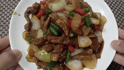Resep Tumis Daging Cabe Ijo yang Simple dan Enak Banget