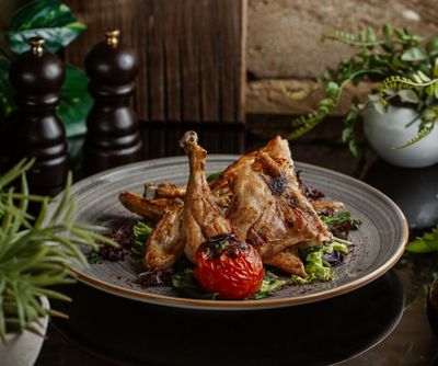 Viral Nasi Bebek di Pasar Baru Ludes 100 Ekor per Hari, Bumbu Berempah Pedas Nampol!