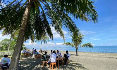 Cantiknya Pantai Salopi di Pinrang, Dipenuhi Pohon Kelapa dengan Pemandangan Memukau