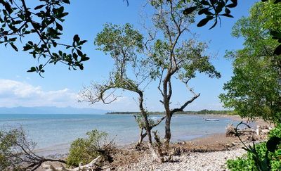 Menjelajah Cantiknya Pantai Sulamanda: Sudah Lama Aku Menanti Anda