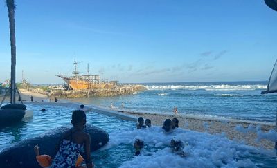 TT Beach Club Bali, Hidden Paradise di Tepi Pantai Melasti