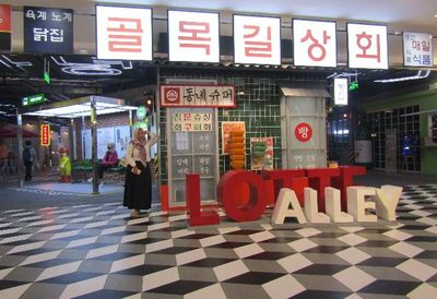 Spot Instagramable di Lotte Alley Vibes-nya Korea dan Jepang Banget, Lokasinya di Sini!