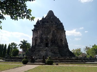 Bukan Borobudur, Ini Candi Buddha Tertua Letaknya Berada di Yogyakarta!