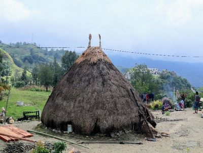 Begini Isi Rumah Adat NTT Ume Kbubu, Lambang Status Perempuan Timor