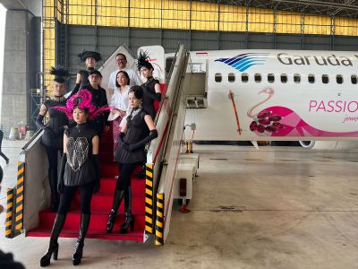 Wow! Ada Berlian dan Livery Pink di Garuda Indonesia, Hasil Kolaborasi Passion Jewelry