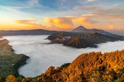 Taman Nasional Bromo Tengger Semeru Raih Peringkat 3 sebagai Taman Nasional Terindah di Dunia