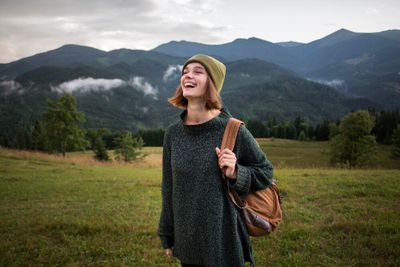 4 Tren Wisata Terkini yang Lagi Diburu Traveler, dari Wellness Retreat hingga Solo Travel