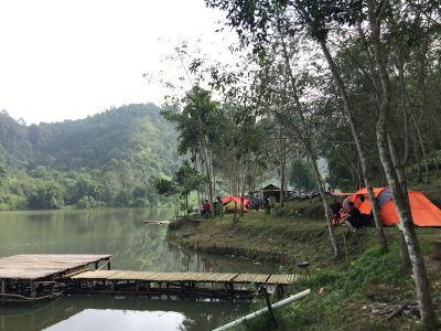 Pesona Bendungan Sarasah Tanggo di Lima Puluh Kota yang Cocok Jadi Tempat Camping Saat Weekend