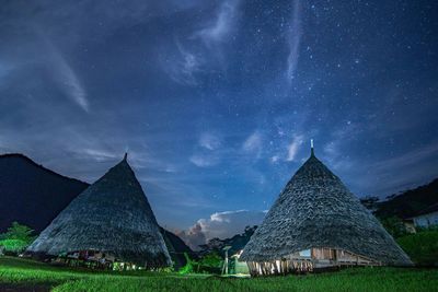 Desa Wae Rebo, NTT: Permata Tersembunyi di Atas Awan