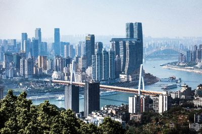 Chongqing, Kota Futuristik di Tengah Pegunungan China yang Menakjubkan