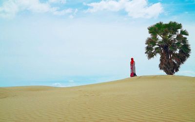 Terpukau dengan Kawasan Oetune, Destinasi Wisata Gurun Pasir Ala Indonesia di NTT