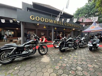 Good Wheel Companion: Tempat Nongkrong Seru untuk Penggemar Motor di Bandung