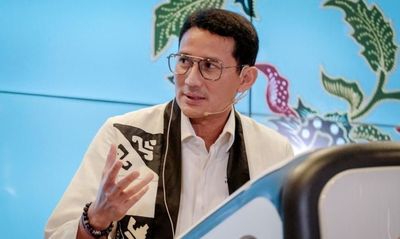 Banyak Masyarakat Mengeluh, Sandiaga Uno Jalin Koordinasi untuk Turunkan Harga Tiket Pesawat
