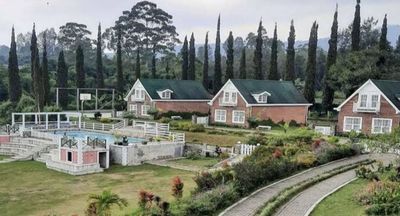 Mengintip Pesona Omah Kembang Merbabu di Magelang, Vibes Liburannya Serasa di Eropa