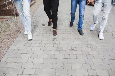 5 Kota di Dunia yang Gak Ramah untuk Pejalan Kaki, di Mana Saja Ya?
