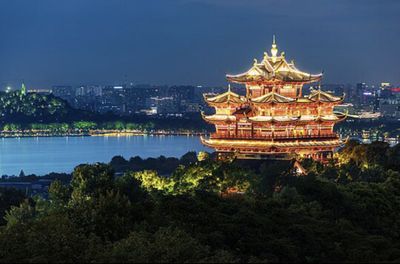 Hangzhou: Simbol Keindahan Alam dan Warisan Budaya yang Abadi di Tiongkok