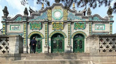 Mengagumi Keindahan Arsitektur Islam dalam Masjid Agung Xi an di China