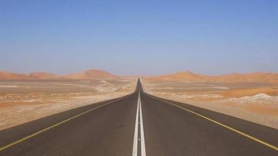 Mengenal Highway 10: Jalan Lurus Terpanjang di Dunia di Tengah Gurun Arab Saudi