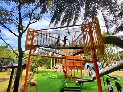 Foto-Foto Enchanting Valley: Destinasi Rekreasi Baru di Puncak Bogor
