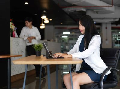 8 Rekomendasi Coworking Space di Jakarta 2025 yang Nyaman dan Punya Internet Kencang, Cocok untuk Kerja Remote