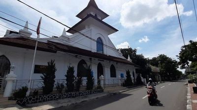 8 Wisata Religi Unik di Depok 2025 Selain Masjid Kubah Emas
