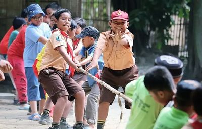 Wisata Edukasi di Kampung Lali Gadget: Lepas Gadget, Mainkan Kitiran!