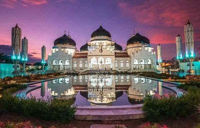 Masjid Raya Baiturrahman: Rumah Doa, Luka dan Harapan Rakyat Aceh