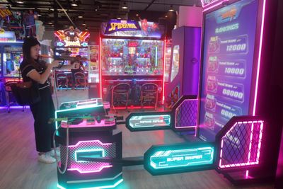 Surganya Pencinta Claw Machines di Playground Terbesar PIK 2