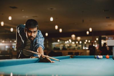 Palembang Ajak Wisatawan Sering-sering Main Billiard, Sewanya Rp35 Ribu Per Jam