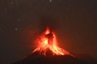 Gunung Lewotobi Laki-laki Ngamuk Lagi, Lava Muncul dan Erupsi Tembus 4 Ribu Meter!
