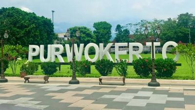 Bosan Tempe Mendoan? Coba 6 Oleh-Oleh Purwokerto Anti-Mainstream yang Unik Ini!