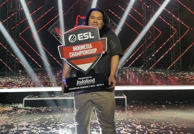 Jelang MPL ID Season 14, RRQ Hoshi Umumkan Khezcute Jadi Pelatih Baru