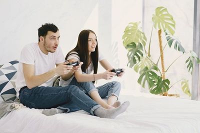 6 Rekomendasi Game Paling Seru Dimainkan Bareng Pasangan, Bikin Hubungan Makin Intim