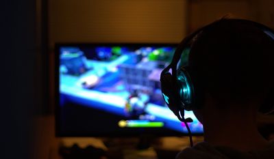 Wajib Masuk Watchlist! Ini Dia 5 YouTuber Gamer Indo Paling Seru
