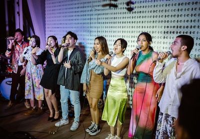 Dapat Sambutan Hangat, Yang Tau Tau Aja Gawean Sony Music Entertaiment Indonesia Kini Hibur Muda-Mudi Bali