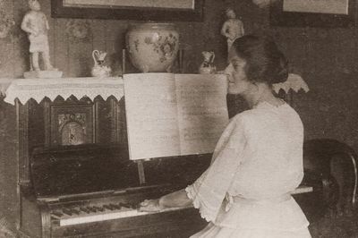 5 Kutukan Misterius di Dunia Musik, Ada yang Meninggal karena Lagu hingga Musisi