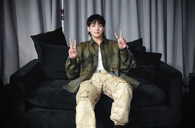 Sukses Kejutkan ARMY, Jungkook BTS Tampil Bareng Latto Bawakan Seven di Global Citizen 2023