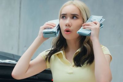 Sederet Kontroversi Lil Tay, Kabar Kematian, Dilecehkan Ayah Sendiri hingga Rilis Single Terbaru