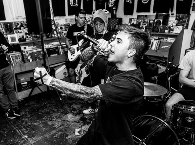 Mengenal Straight Edge di Musik Punk: Tolak Rokok, Alkohol dan Drugs dengan Simbol X di Tangan