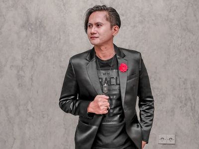 Mengawali Karir Sebagai Penyanyi, Valagia Rilis Single Perdana