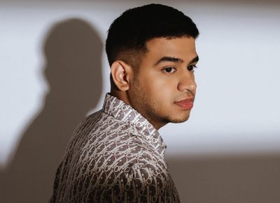 Fadil Jaidi Rilis Single Tema Patah Hati karena Halangan Perbedaan di Kalah Ciptaan Fabio Asher