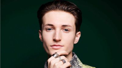 Viral di Tiktok, Ini Lirik dan Arti Lagu Drunk Text Ciptaan Henry Moodie