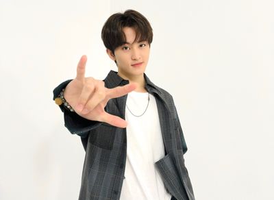 Resmi Dirilis, Menguak Makna di Balik Lirik Lagu 200 Single Solo Terbaru Mark Lee NCT