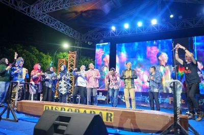 Bukan Denny Caknan , Ini Dia Sosok Penyanyi Pria Idola Bugis dan Makassar di Salo Karajae Fest