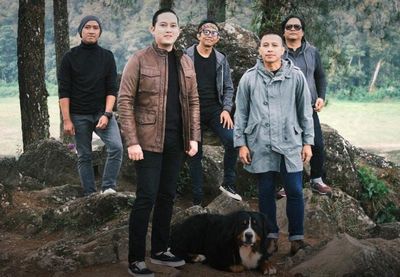 Kolabs Bareng Rizki Irmansyah, The Rain Rilis Lagu Berjudul Jika Memang Sudah Waktunya