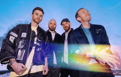 Coldplay Merilis Lagu We Pray Berkolaborasi dengan Musisi Dunia, Termasuk Penyanyi Keturunan Palestina-Chili