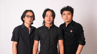 Hal yang Kamuharustau dari Single Junvio Terbaru Berjudul Dengar , Sarat Emosi Bernuansa Elektronik Futuristik