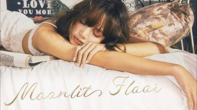 Nada Lagu Anyar Lisa BLACKPINK Moonlit Floor Mirip Kiss Me : Plagiat?