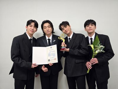 DAY6 Raih 3 Penghargaan Sekaligus di Korea Grand Music Awards 2024