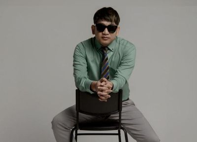 Andrean Hadirkan Nuansa Ambyar dalam Single Remake Cinta Monyet Milik Goliath